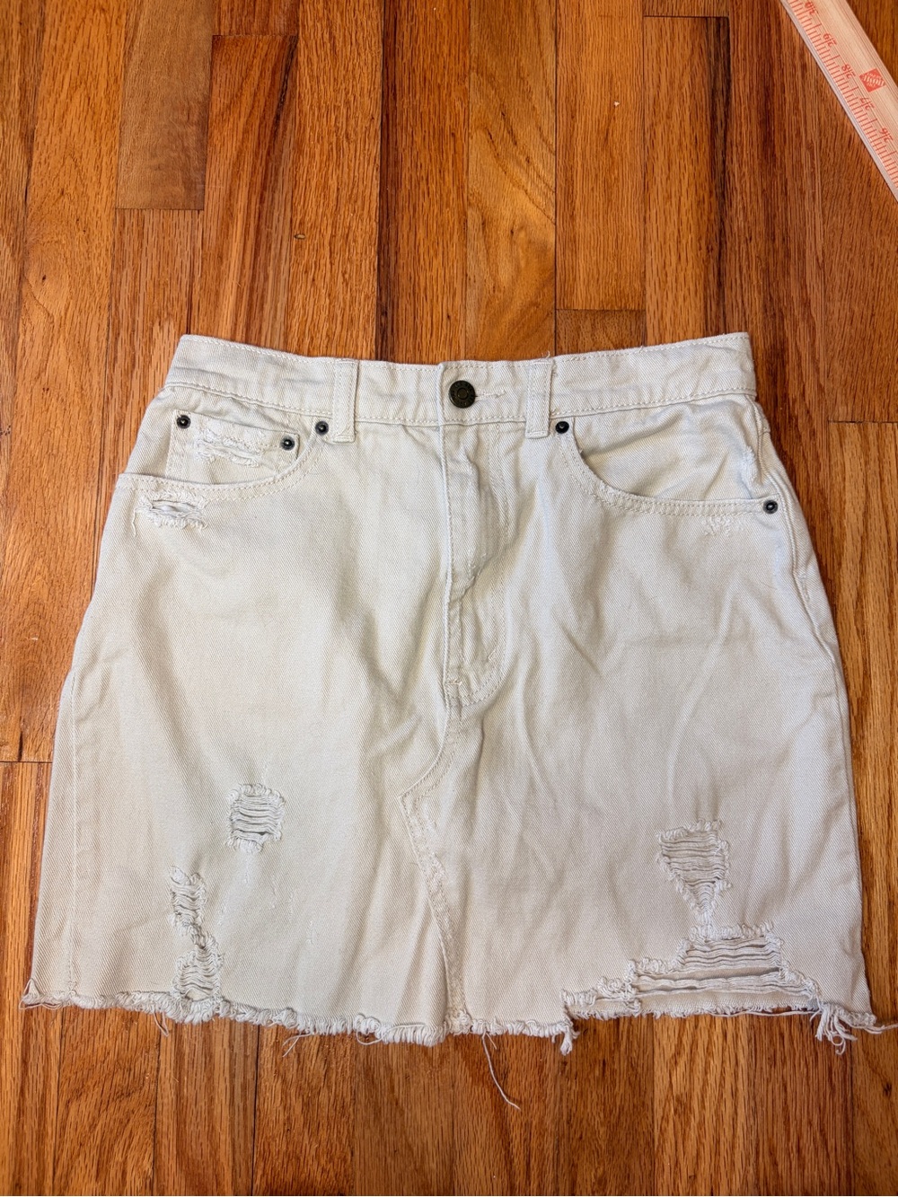 Urban Outfitters BDG Casual Distressed Cream Denim Skirt Medium